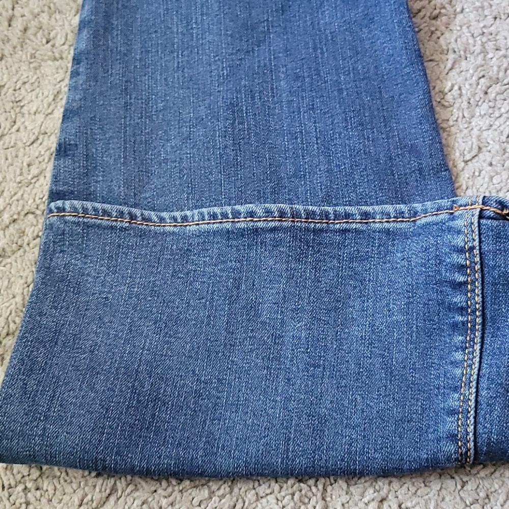 Jeans - Picture 2 of 5